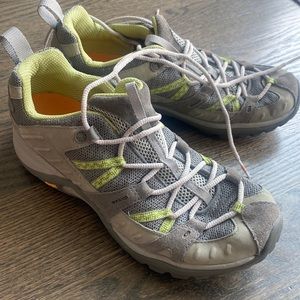 LIKE NEW Merrell hiking shoes